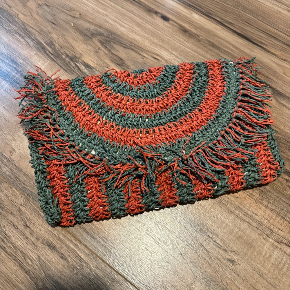 Universal Thread Red and Green Clutch
